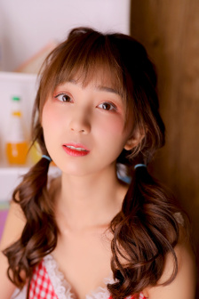 女性阴唇太大
